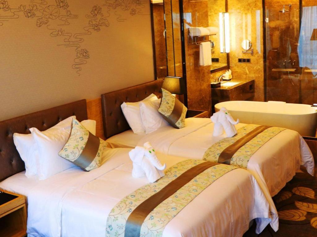 Wanning Yingbin Hotel ภายนอก รูปภาพ