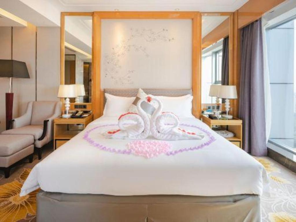 Wanning Yingbin Hotel ภายนอก รูปภาพ