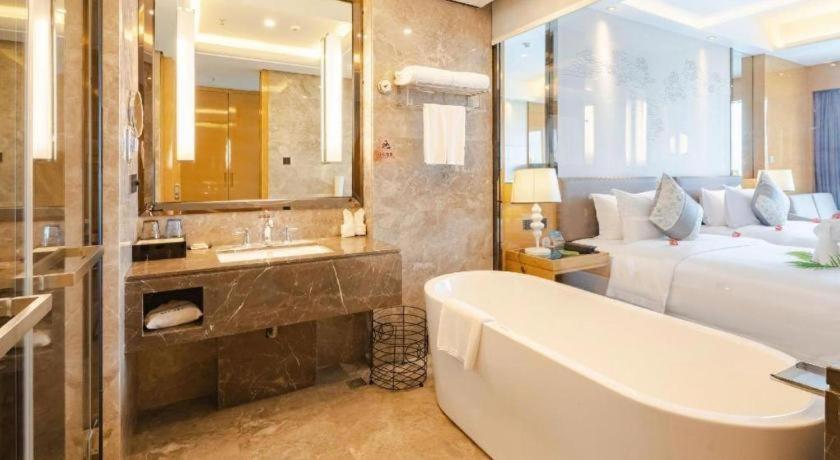 Wanning Yingbin Hotel ภายนอก รูปภาพ